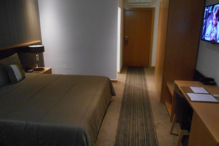 Room 21 of 36
