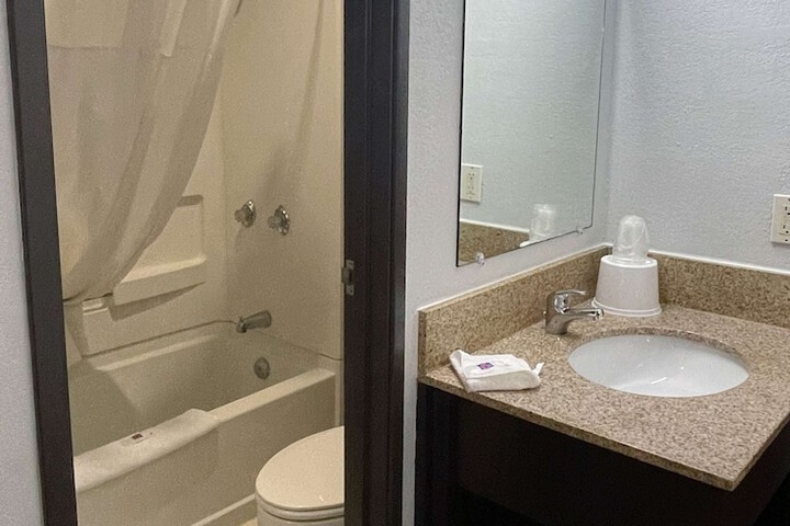 Clean Restrooms