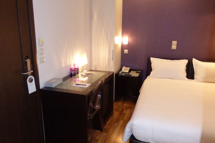 Room 11 of 39