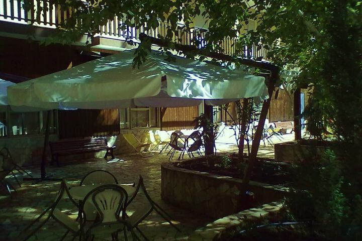 Terrace/Patio 18 of 40