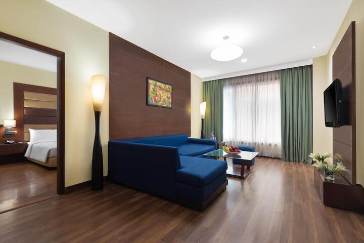 Room 13 of 46