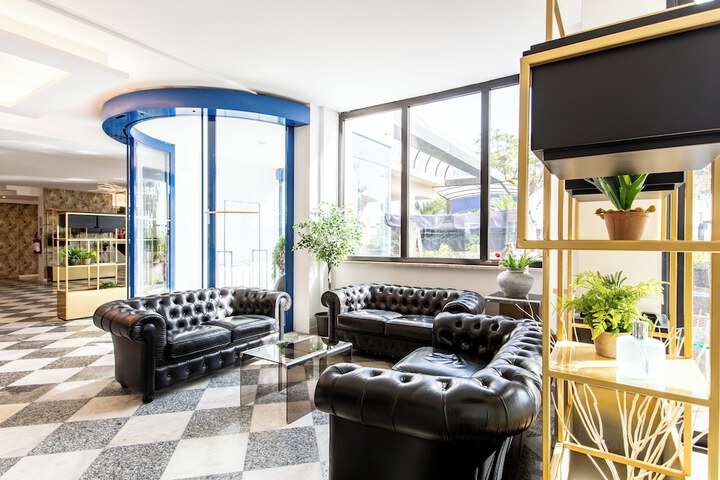 Lobby Photos