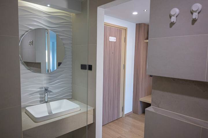 Room 65 of 155
