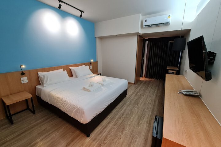 Room 6 of 29