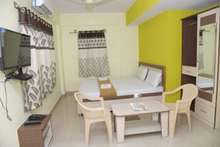 Room 17 of 50