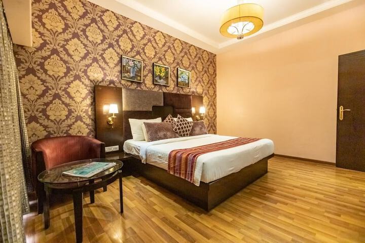Room 19 of 52