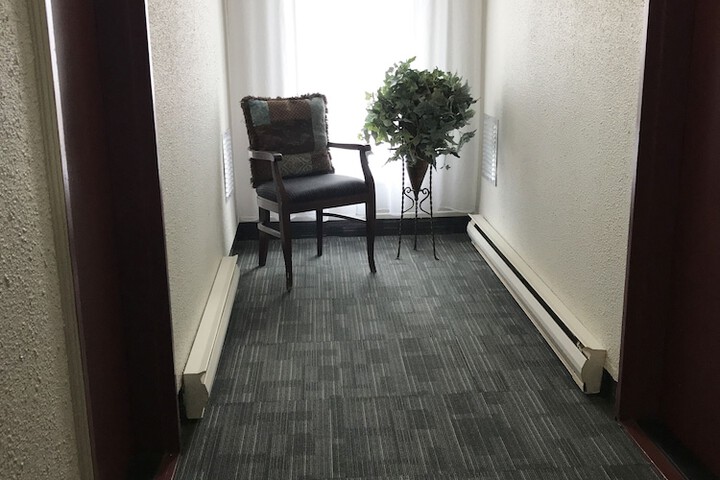Ballroom/Hall 31 of 34