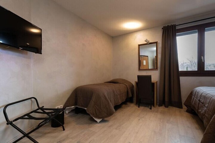 Room 18 of 51