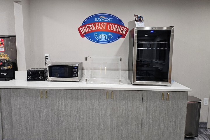 Breakfast/Coffee Service 75 of 81