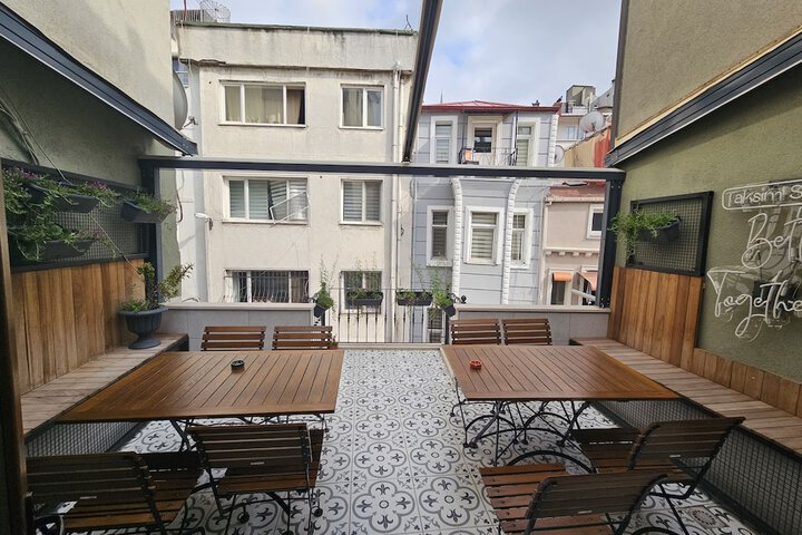 Terrace/Patio 76 of 98