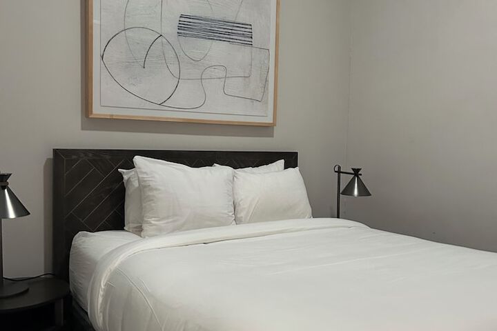 Room 17 of 58