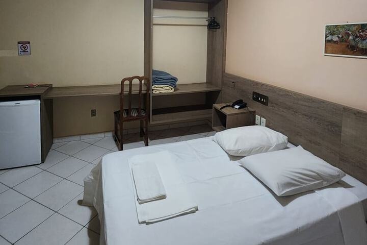 Room 10 of 60