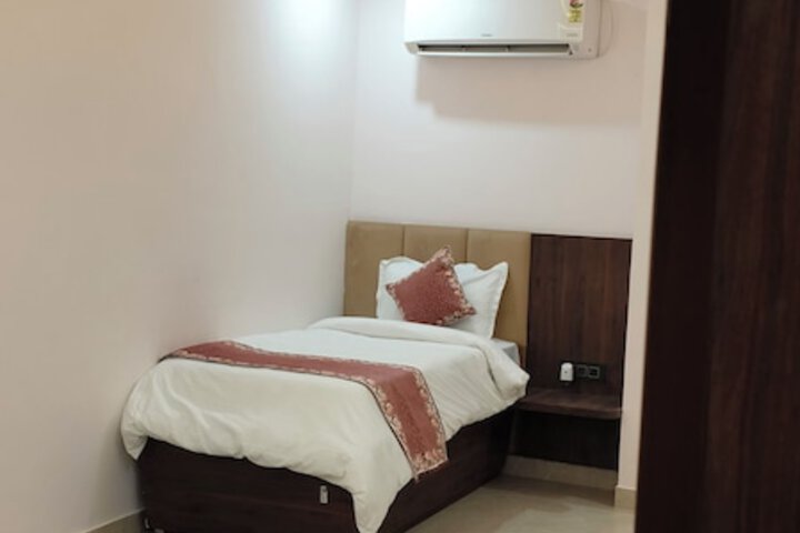 Room 41 of 118