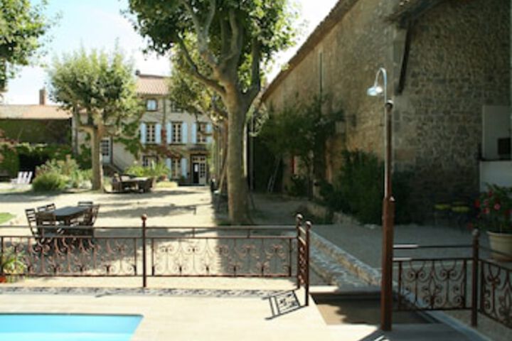 Hotel Pool