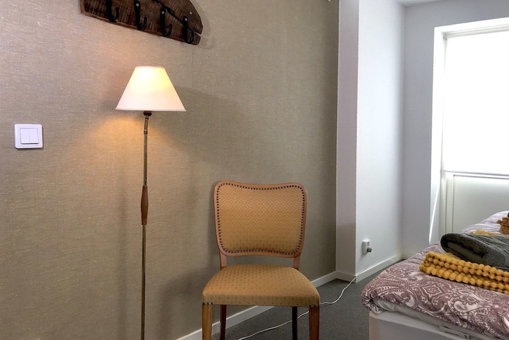 Room 9 of 70