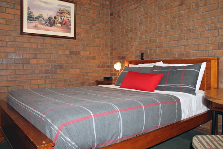 Room 10 of 73