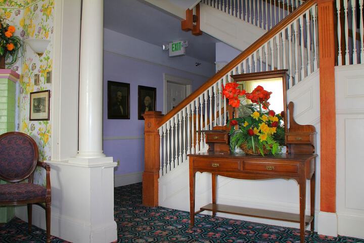 Hotel Interior 5 of 112