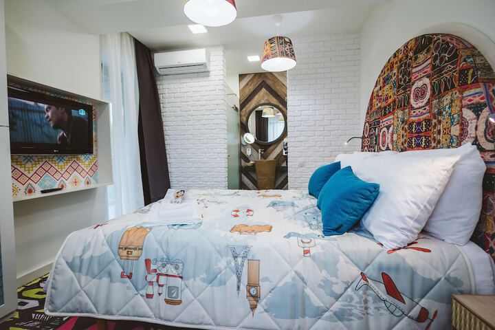 Room 12 of 41
