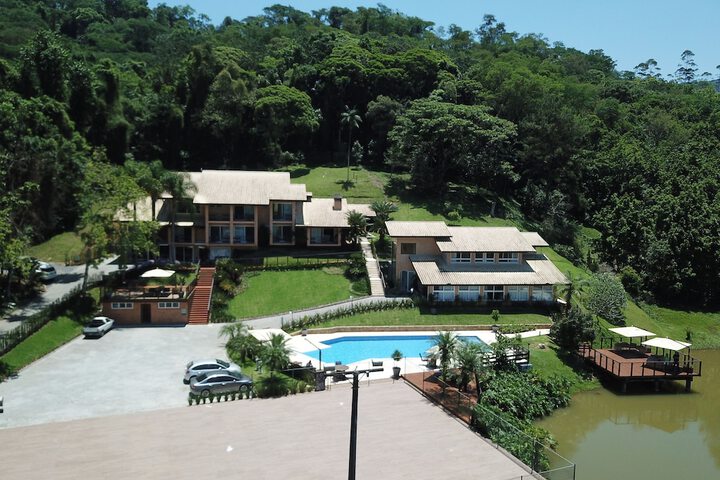 Village du Lac Hotel
