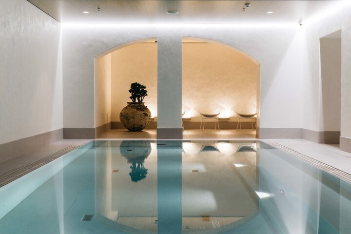 Pool 89 of 115