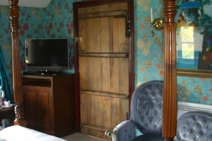 Room 21 of 70