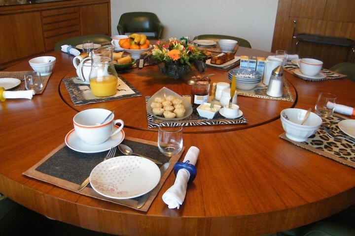 Breakfast/Coffee Service 23 of 38