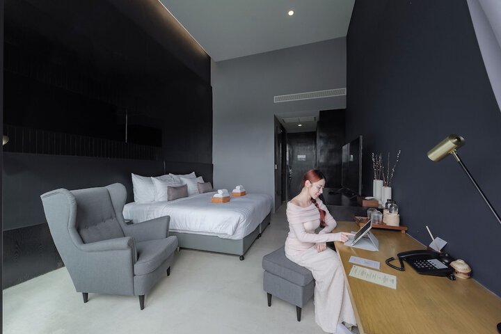 Room 22 of 66