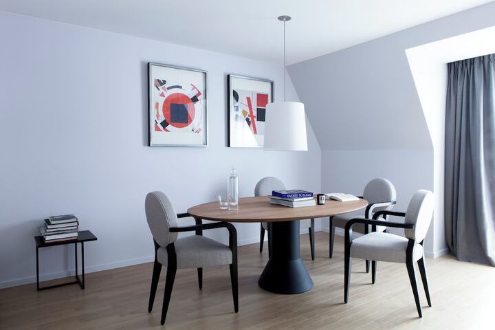 Room 33 of 91
