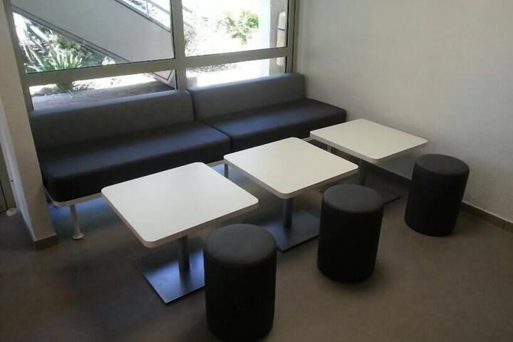Guest Lobby