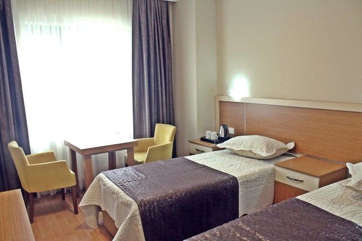 Room 5 of 20