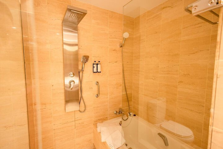 Clean Restrooms
