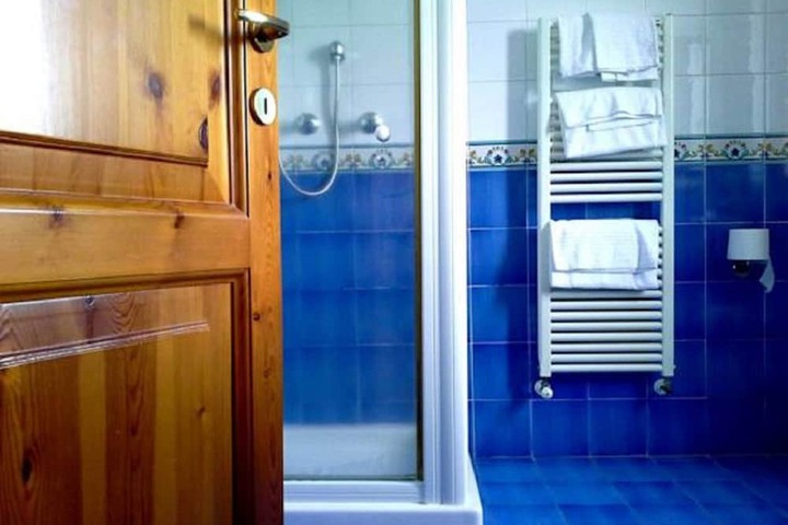 Bathroom Interior Photo