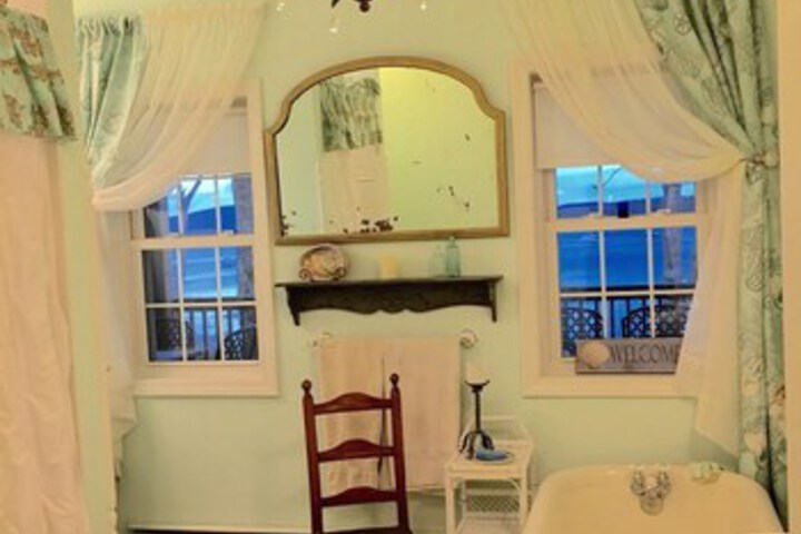 Room 8 of 59