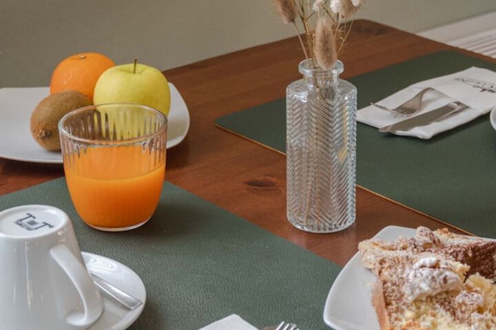 Breakfast/Coffee Service 45 of 53
