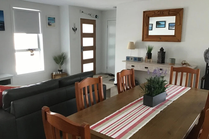 Room 3 of 17