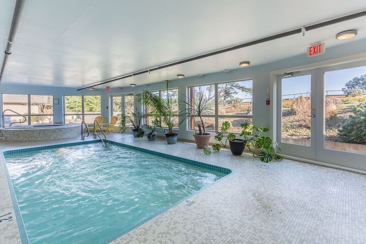 Pool image of Mayne Island Resort