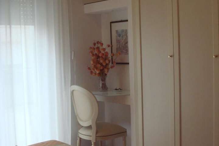 Room 16 of 47