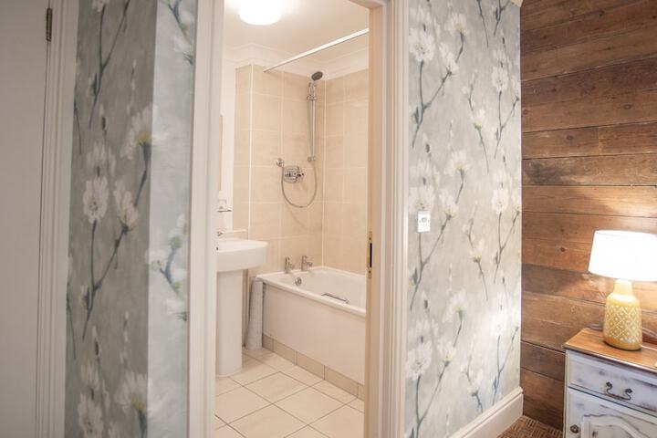 Bathroom Interior Photo