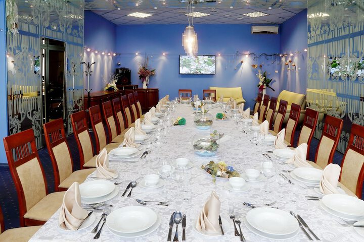 Ballroom/Hall 49 of 58