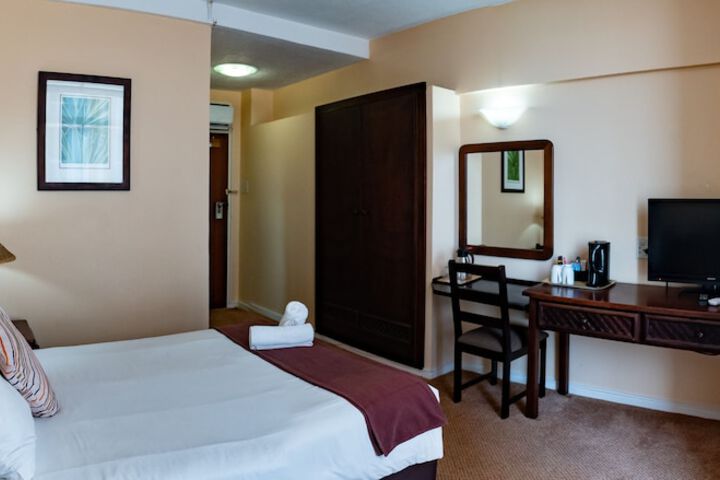 Room 16 of 47