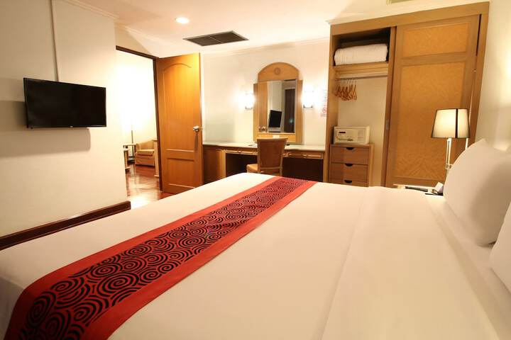 Room 17 of 50