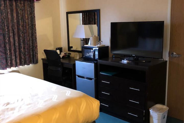 Room 61 of 107