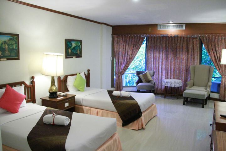 Room 4 of 45