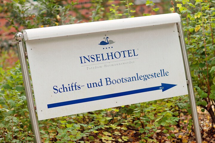 Hotel 144 of 160