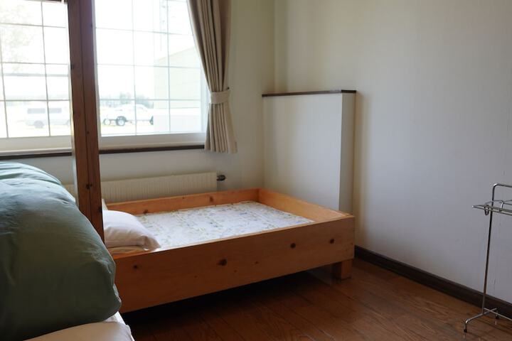 Room 11 of 46