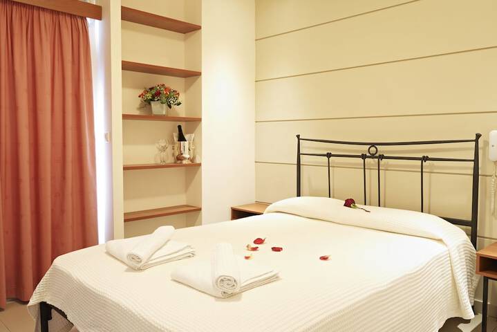 Room 5 of 56