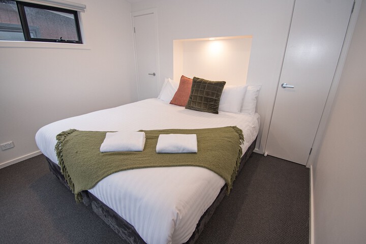 Room 38 of 224