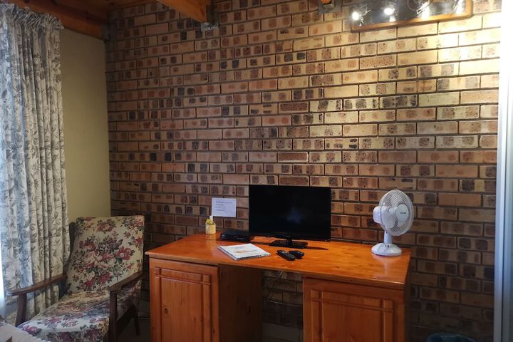 Room 14 of 124