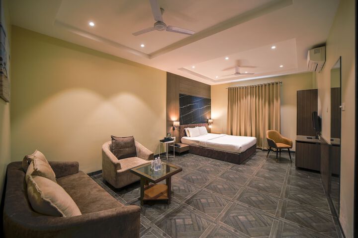 Room 26 of 59