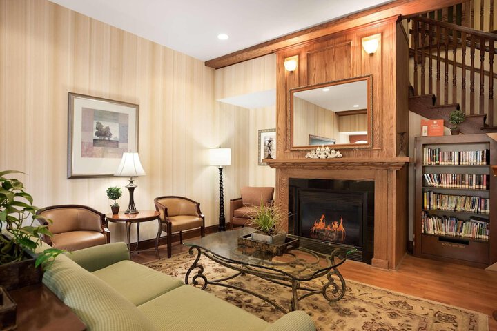 Guest Lobby
